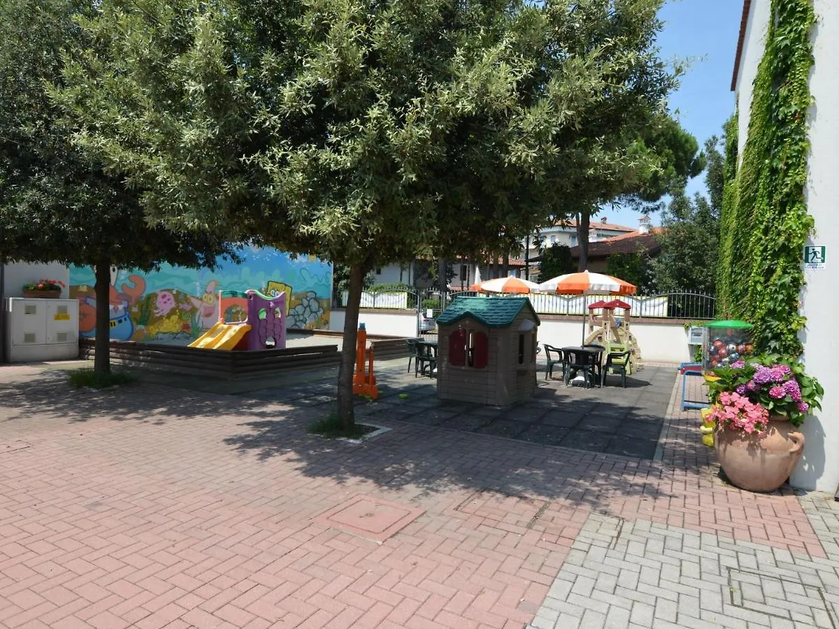 Belvilla By Oyo Apartment In Lido Di Spina
