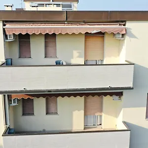 Apartment 3 D, Lido di Spina